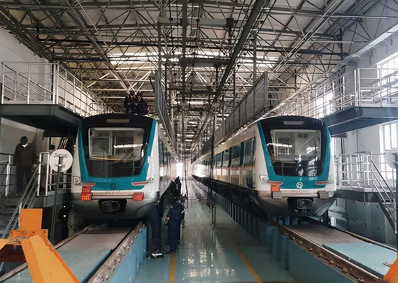 地铁检修区降温茄子黄色电影